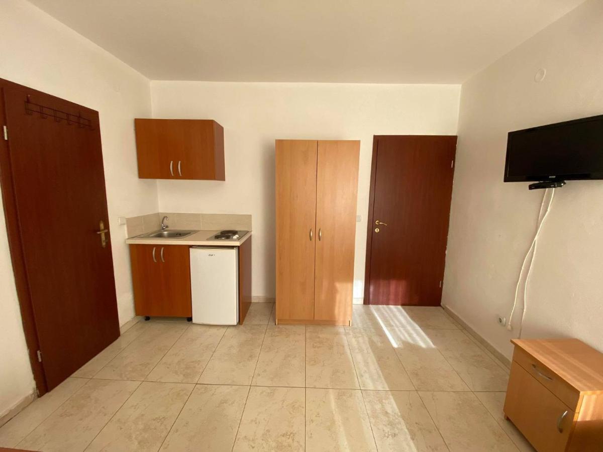Etna Apartments Ulcinj Exterior foto