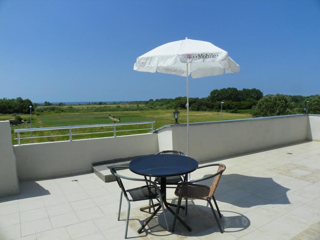Etna Apartments Ulcinj Exterior foto